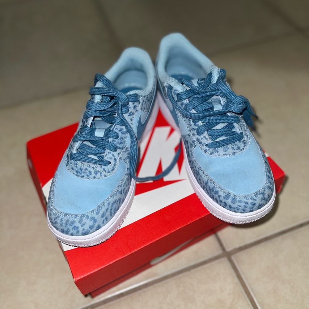 Nike cheetah print blue like new sneakers .kids size 3 preschool , worn once